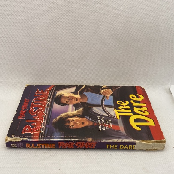 Fear Street The Dare by R.L. Stine Horror Young Adult Book Vintage 1994 - Picture 2 of 15